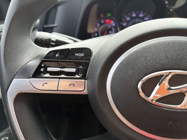 Used 2021 Hyundai Elantra SE FWD image 25