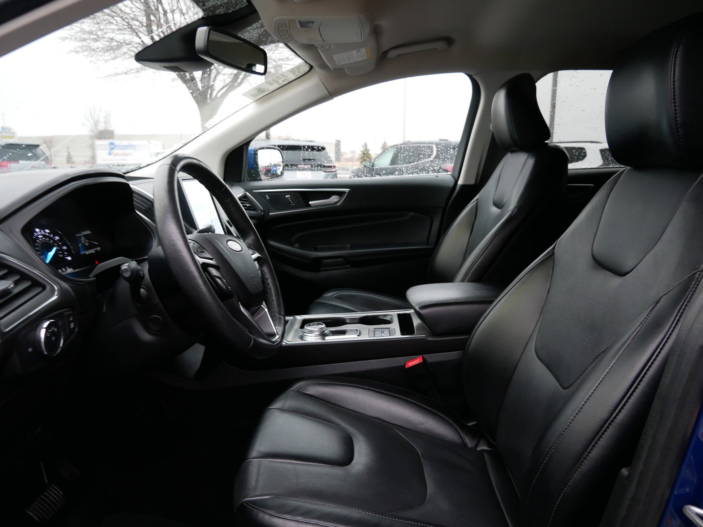 Used 2022 Ford Edge Titanium w/ Equipment Group 301A AWD/4WD image 9