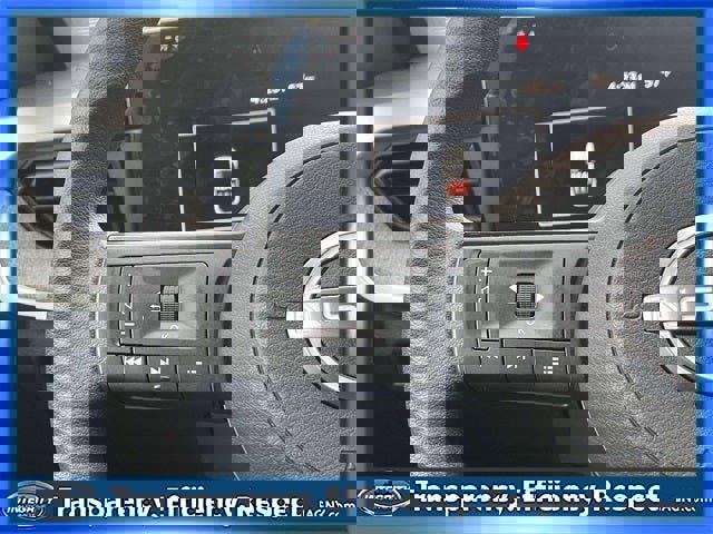 Certified 2025 Nissan Kicks SV image 19