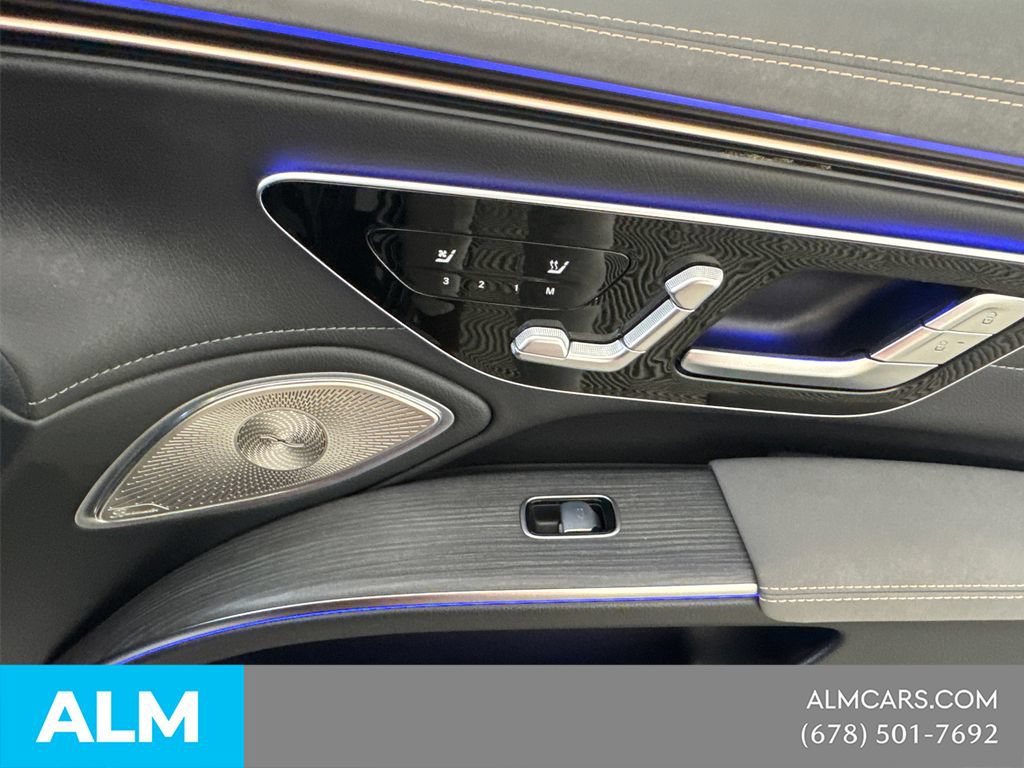 Used 2022 Mercedes-Benz EQS 580 4MATIC Sedan image 17