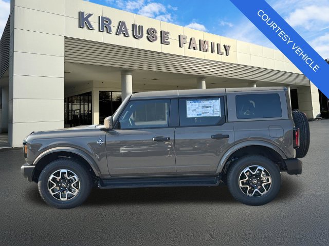 New 2026 Ford Bronco Outer Banks AWD/4WD image 4