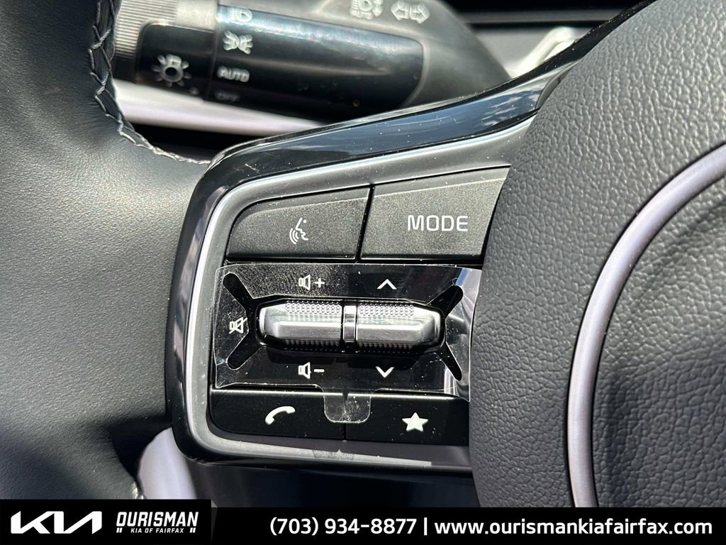 New 2025 Kia Sorento S w/ Panoramic Sunroof Package image 15