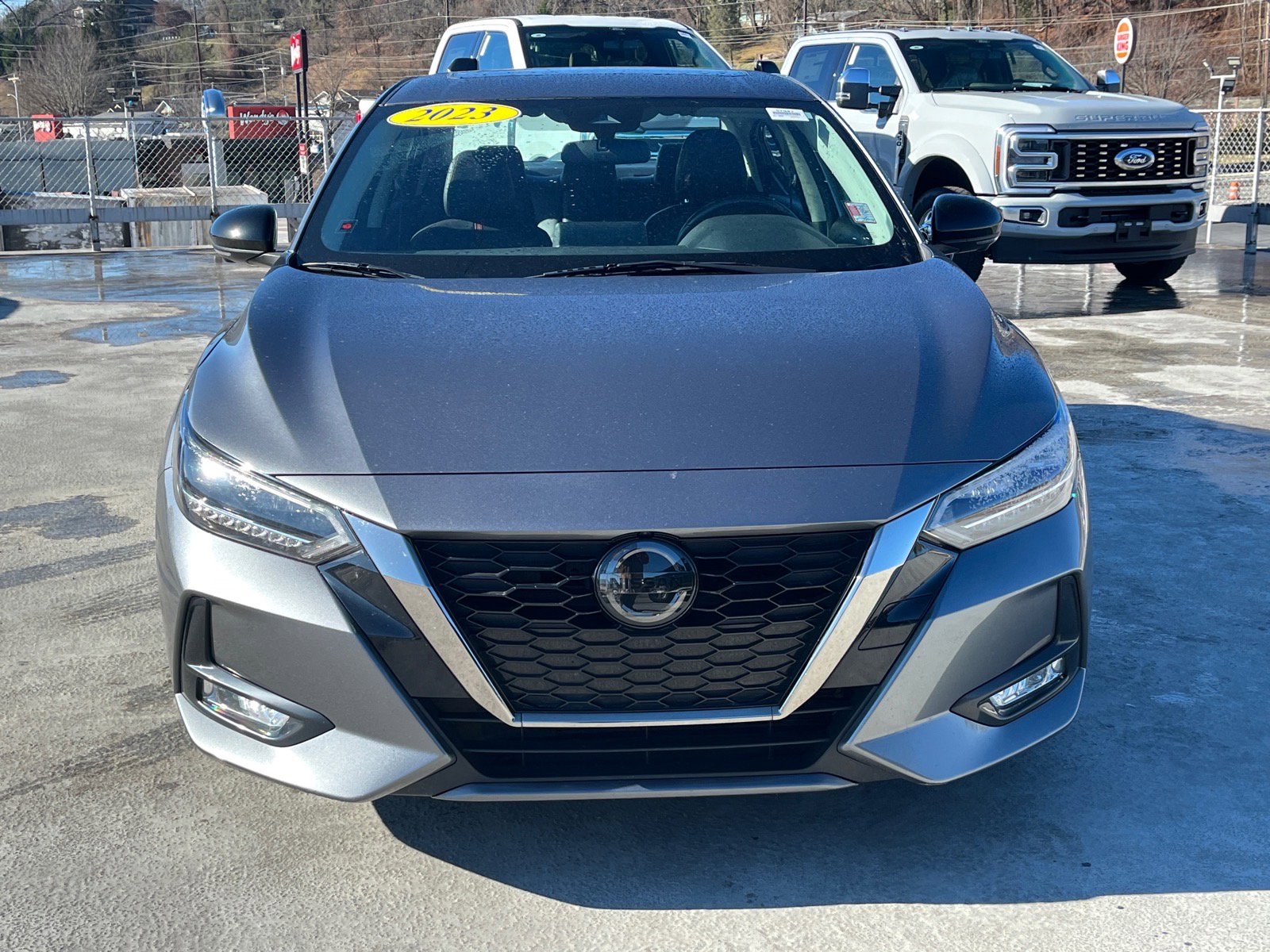 Used 2023 Nissan Sentra SR w/ SR Premium Package image 5