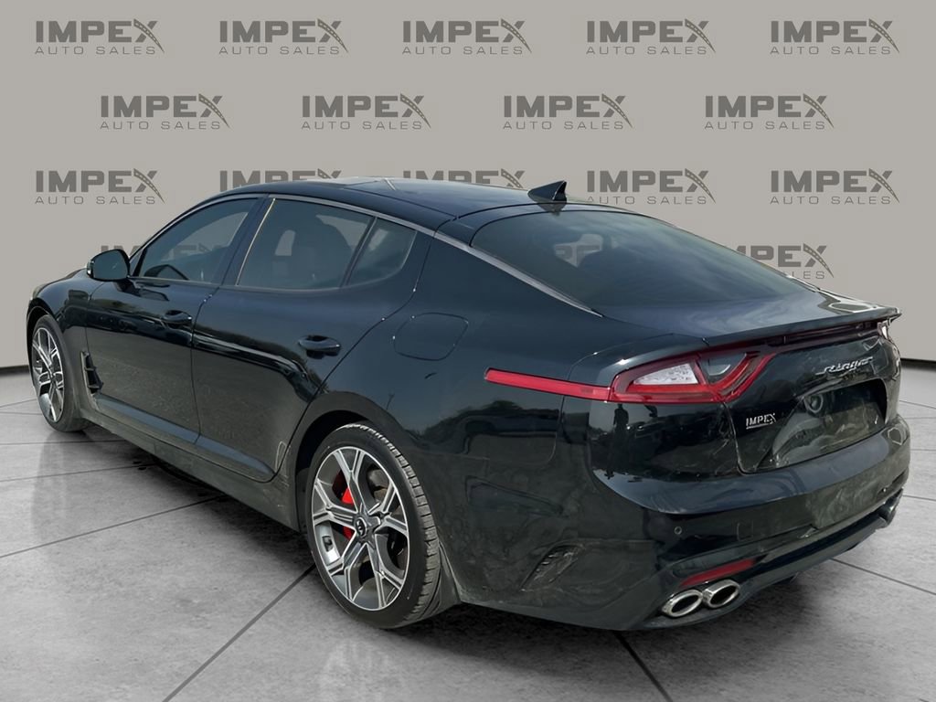 Used 2020 Kia Stinger GT1 RWD image 3