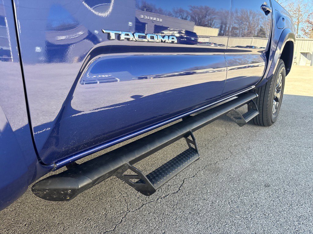 Used 2023 Toyota Tacoma SR5 image 10