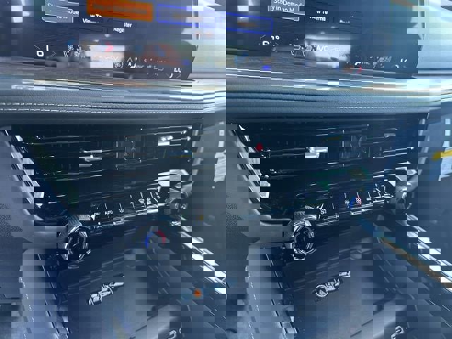 New 2026 Chevrolet Tahoe Premier w/ Sun And Tow Package image 18