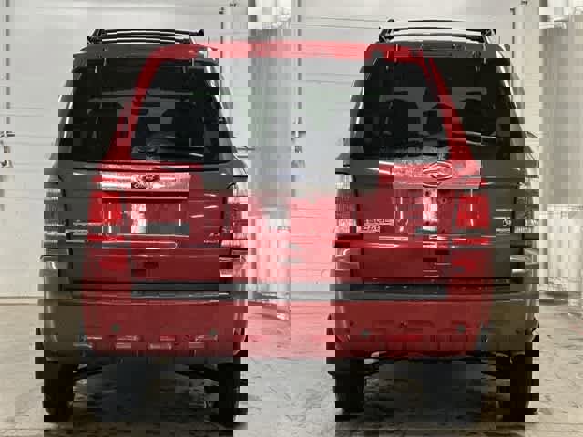 Used 2011 Ford Escape Limited w/ 302A Rapid Spec Order Code image 4