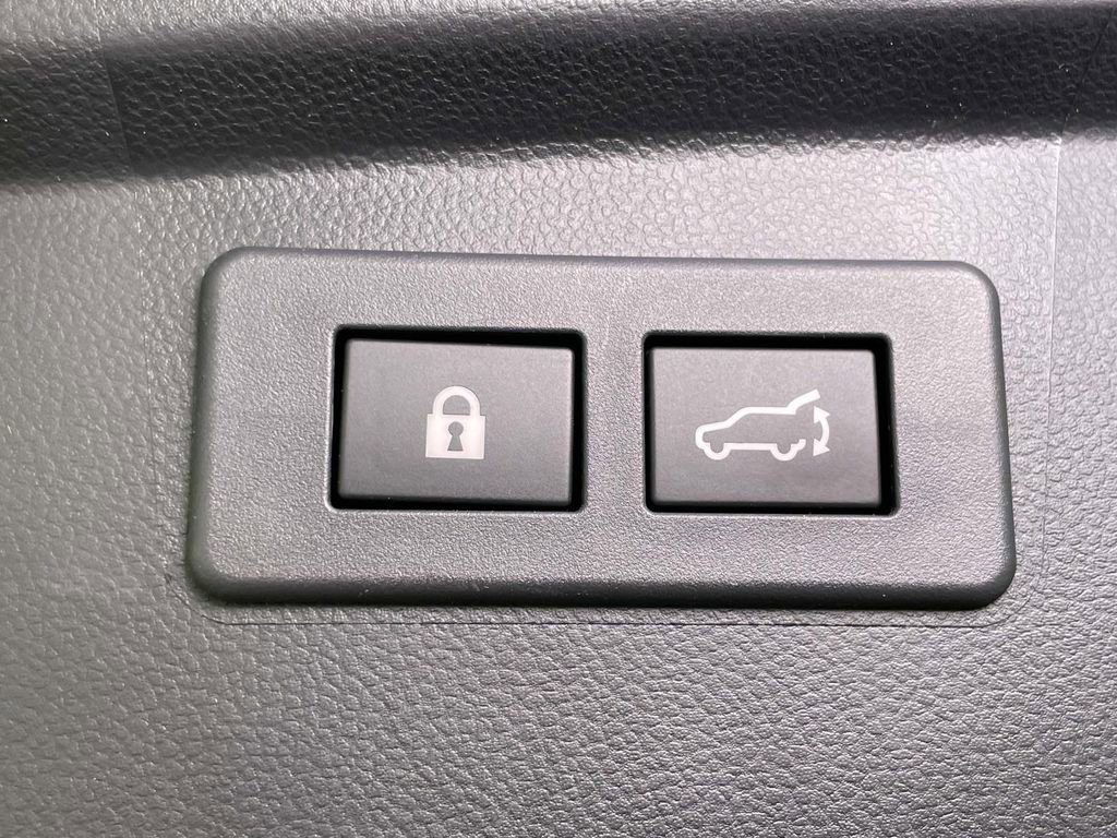 Used 2020 Subaru Outback Limited XT w/ Popular Package #2 AWD/4WD image 17