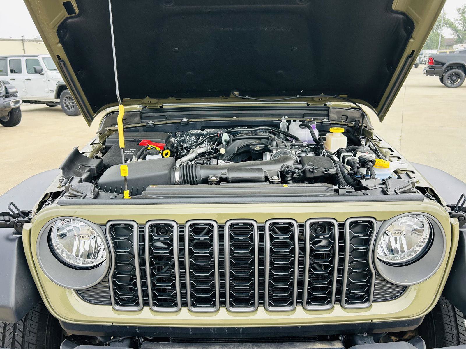 New 2026 Jeep Gladiator Sport AWD/4WD image 38