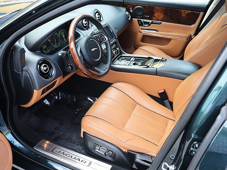Used 2015 Jaguar XJ L Portfolio AWD/4WD image 13