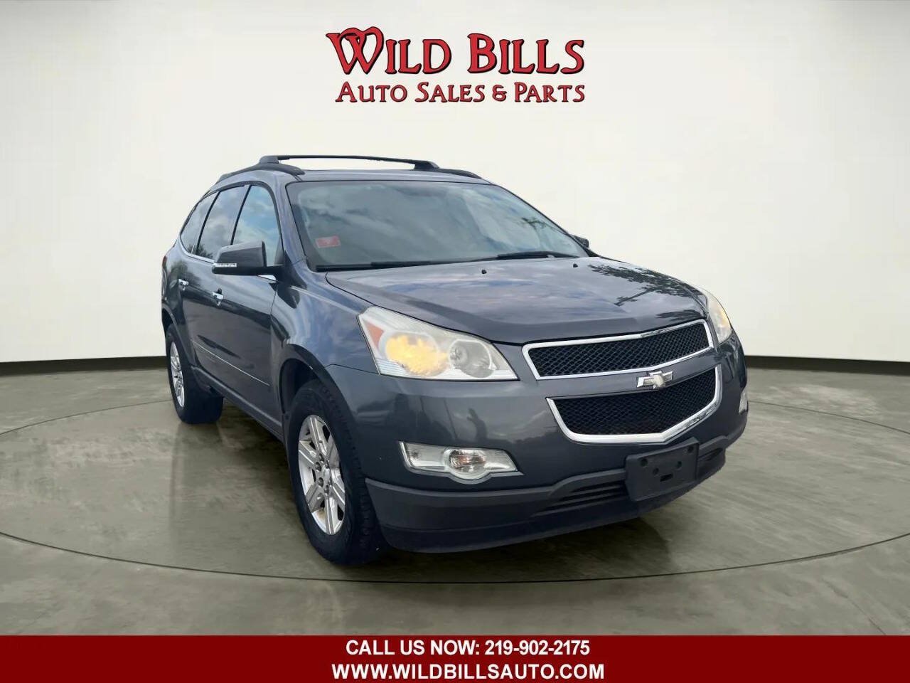 Used 2012 Chevrolet Traverse LT FWD image 1