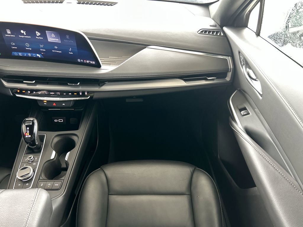 Used 2025 Cadillac XT4 Premium Luxury FWD image 38