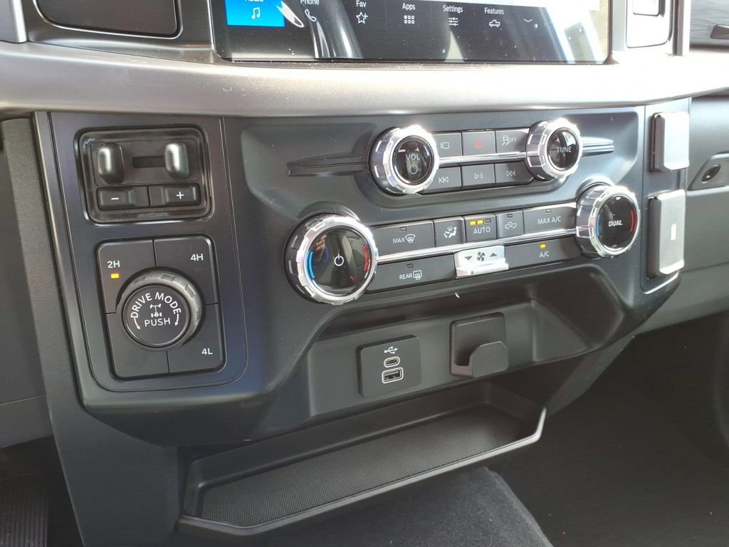 New 2026 Ford F150 XLT w/ FX4 Off-Road Package AWD/4WD image 21