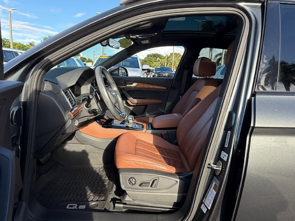 Used 2022 Audi Q5 2.0T Premium Plus AWD/4WD image 9