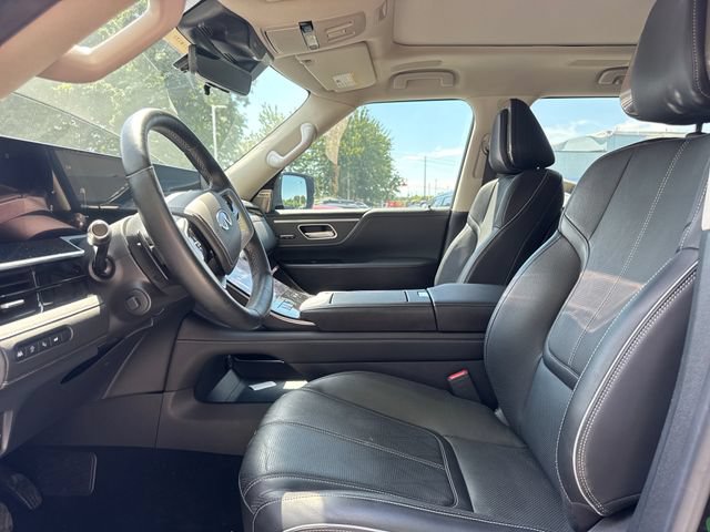 Used 2025 INFINITI QX80 Sensory AWD/4WD image 14
