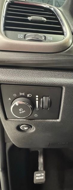 Used 2020 Jeep Grand Cherokee Laredo w/ Laredo X Package AWD/4WD image 26