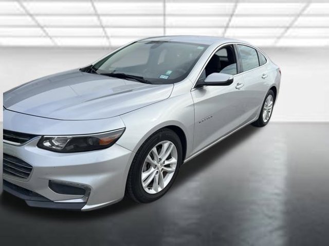 Used 2018 Chevrolet Malibu LT FWD image 3