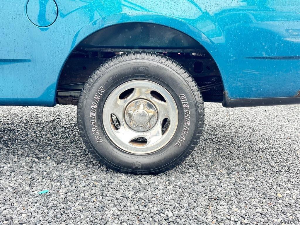 Used 2000 Ford F150 XL image 14