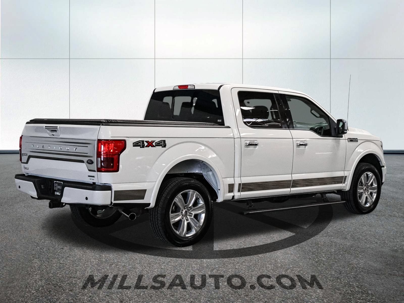 Used 2020 Ford F150 Platinum w/ Equipment Group 701A Luxury AWD/4WD image 9