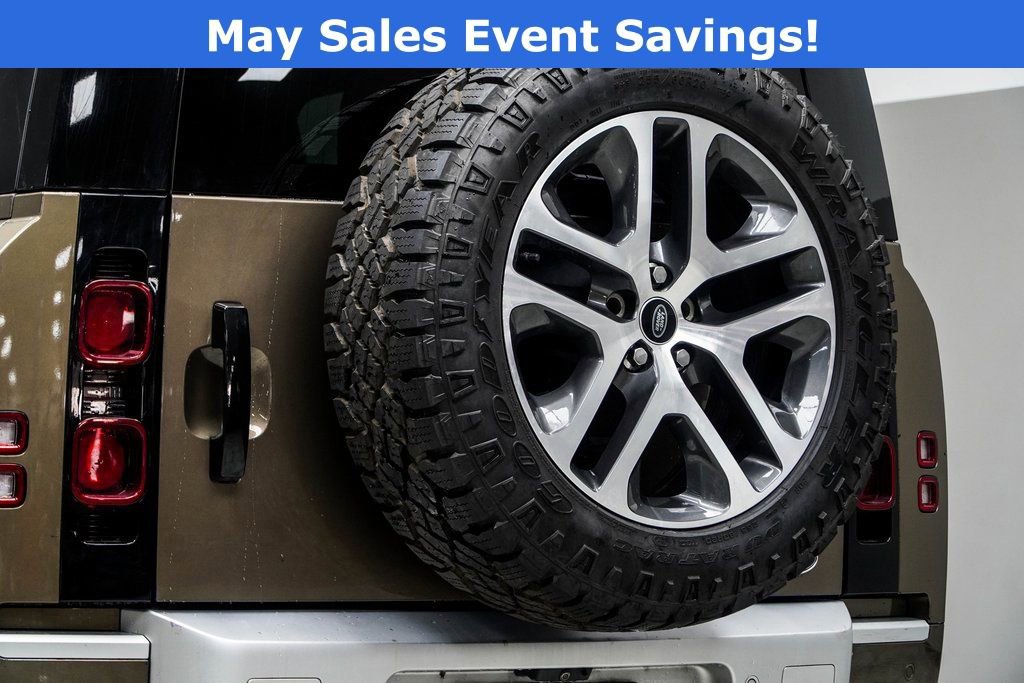 Used 2022 Land Rover Defender 110 XS Edition AWD/4WD image 13