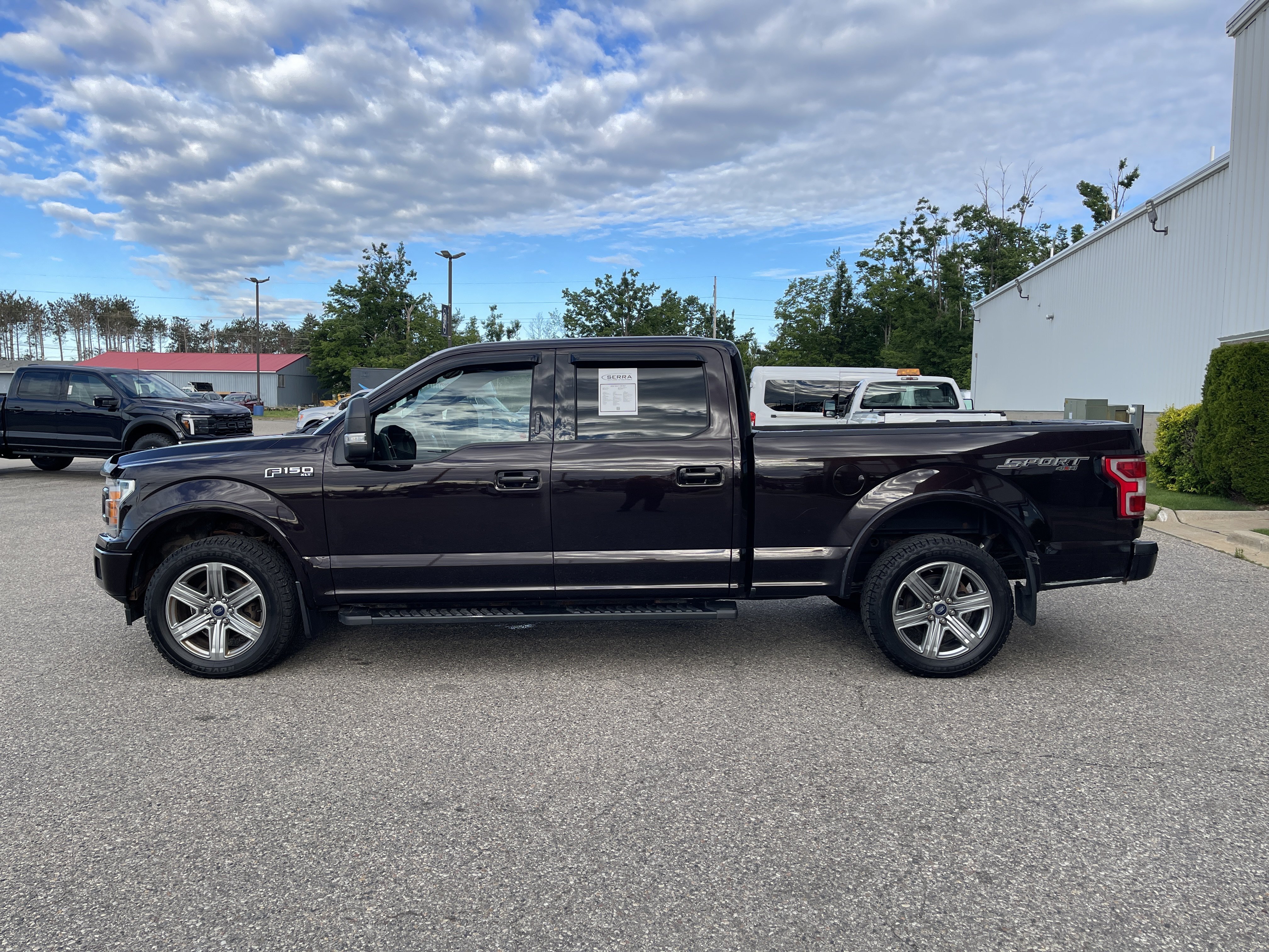 Used 2018 Ford F150 XLT w/ Equipment Group 302A Luxury AWD/4WD image 6