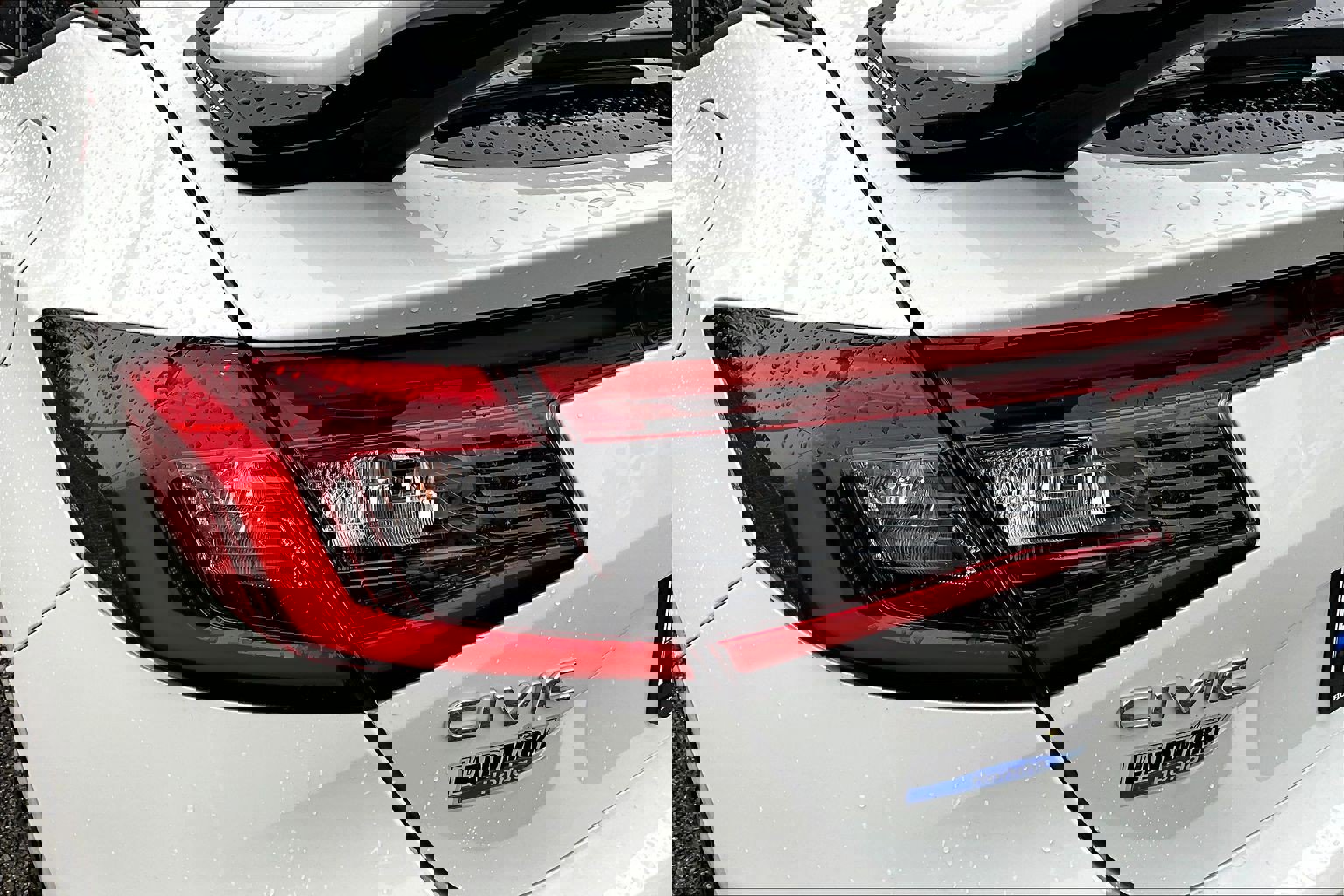 Used 2023 Honda Civic Sport image 30