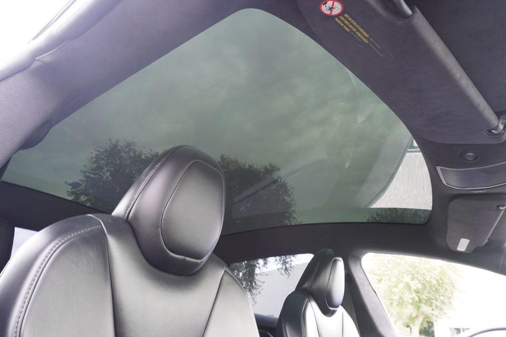 Used 2021 Tesla Model S Performance image 14
