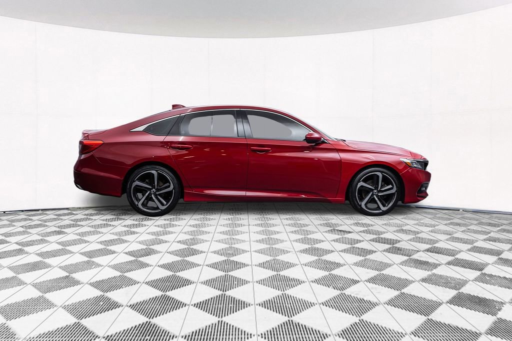 Used 2019 Honda Accord Sport image 10