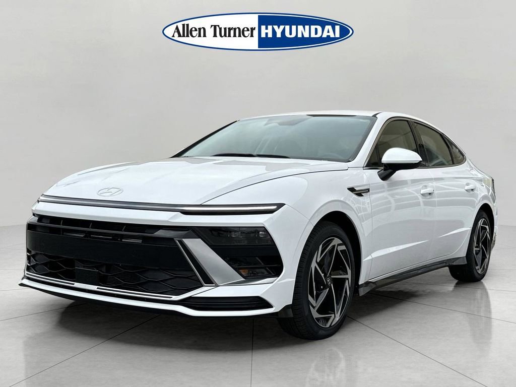 New 2026 Hyundai Sonata SEL FWD image 3