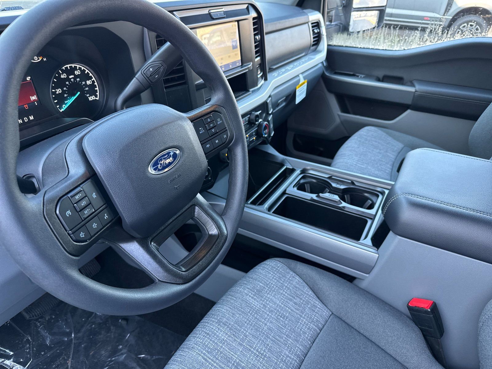 New 2026 Ford F250 XLT w/ FX4 Off-Road Package image 9