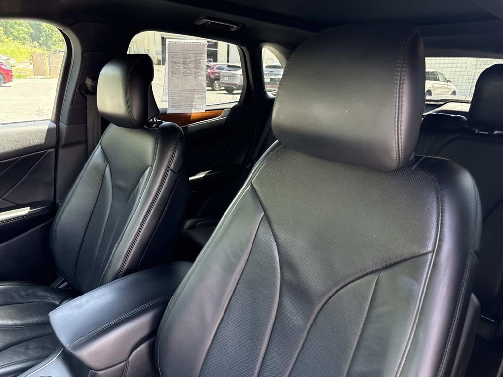 Used 2019 Lincoln MKC Reserve w/ MKC Technology Package FWD image 21