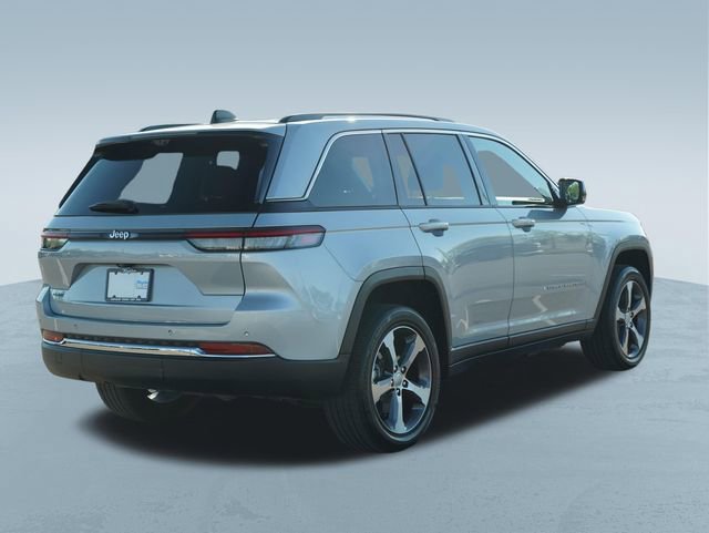 Used 2023 Jeep Grand Cherokee 4WD 4xe w/ Luxury Tech Group II image 9