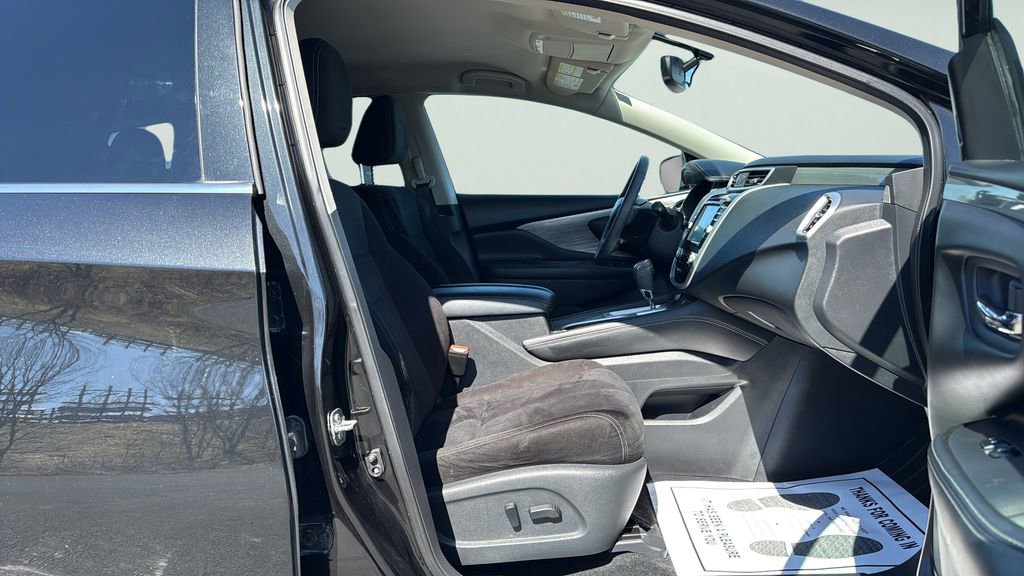 Used 2018 Nissan Murano SV w/ Cargo Package AWD/4WD image 11