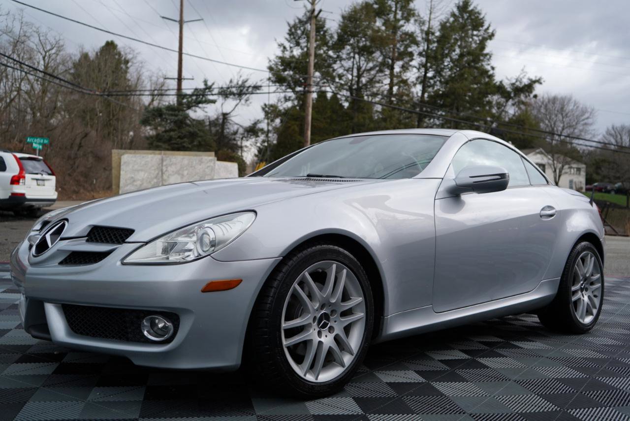 Used 2009 Mercedes-Benz SLK 300 2dr Roadster 3.0L w/ Premium I Pkg image 72