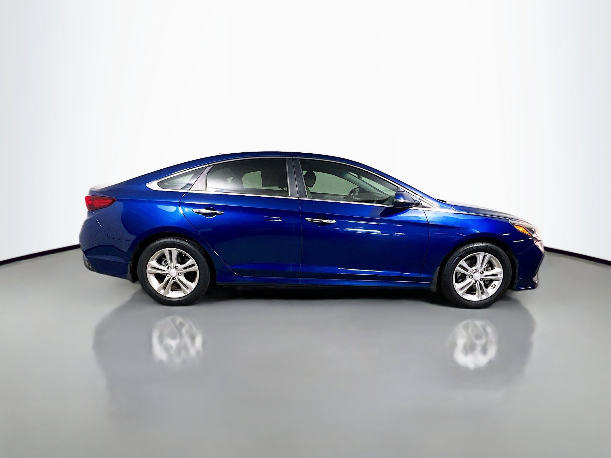 Used 2018 Hyundai Sonata SEL FWD image 3