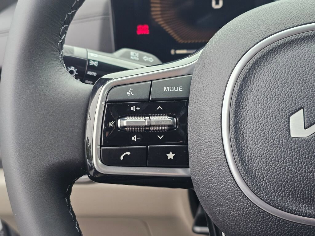 New 2026 Kia Carnival EX image 37