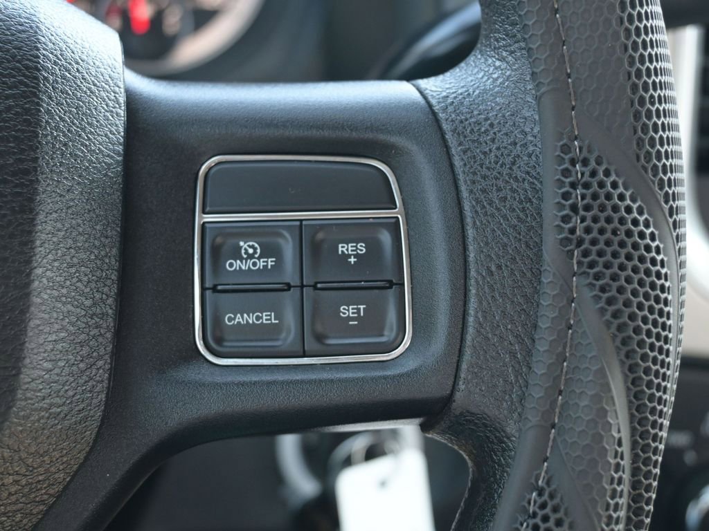 Used 2014 RAM 2500 SLT image 29