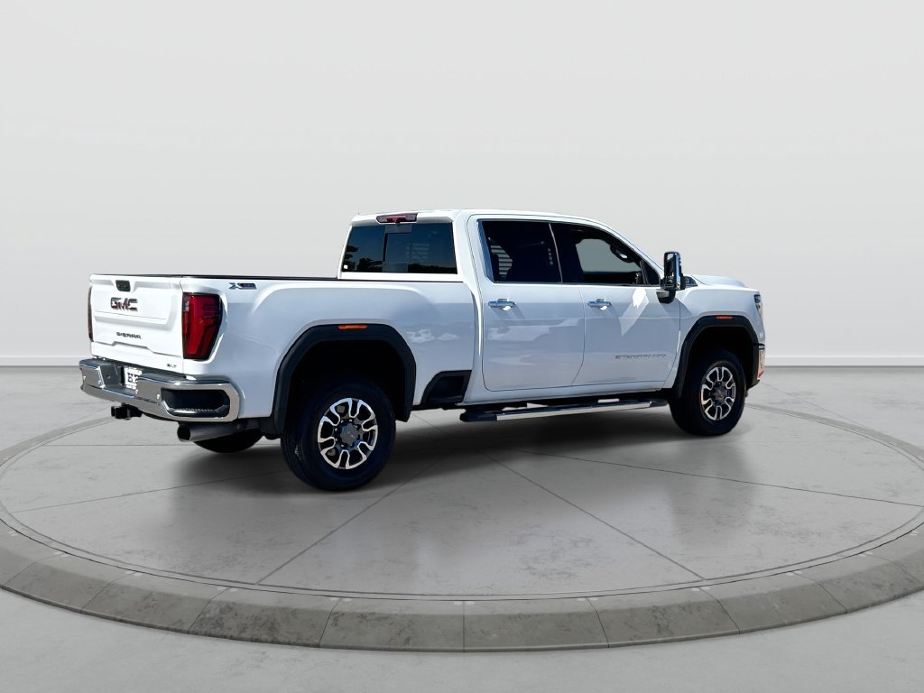 Used 2025 GMC Sierra 2500 SLT w/ SLT Premium Package AWD/4WD image 8