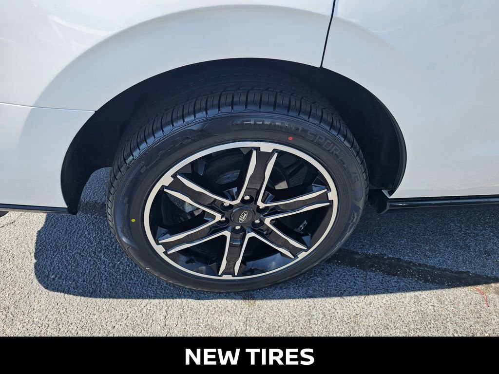 Used 2019 Ford Expedition Limited w/ Equipment Group 303A image 10