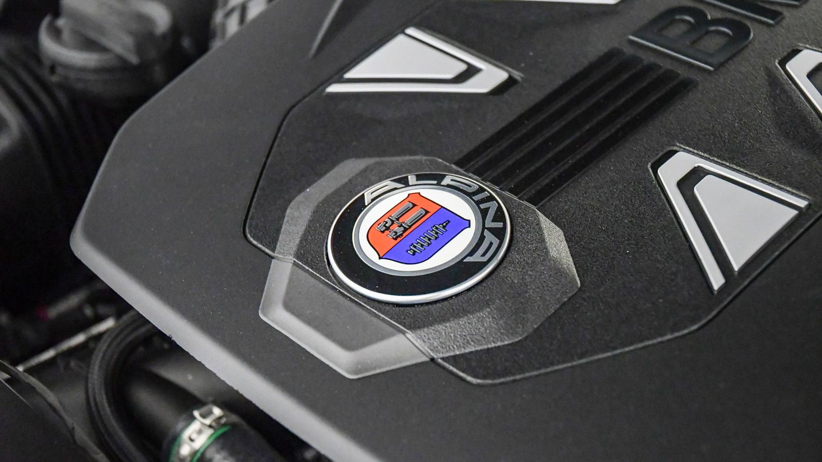 New 2026 BMW ALPINA XB7 image 42