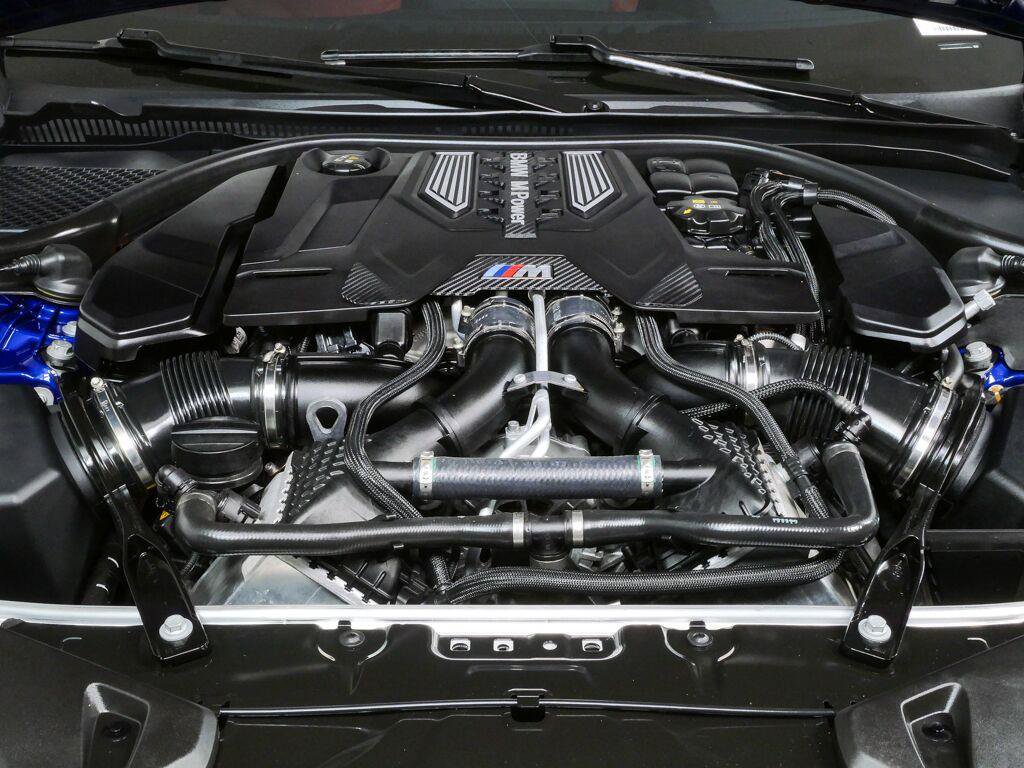 Used 2024 BMW M8 Competition w/ M Carbon Exterior Package AWD/4WD image 28