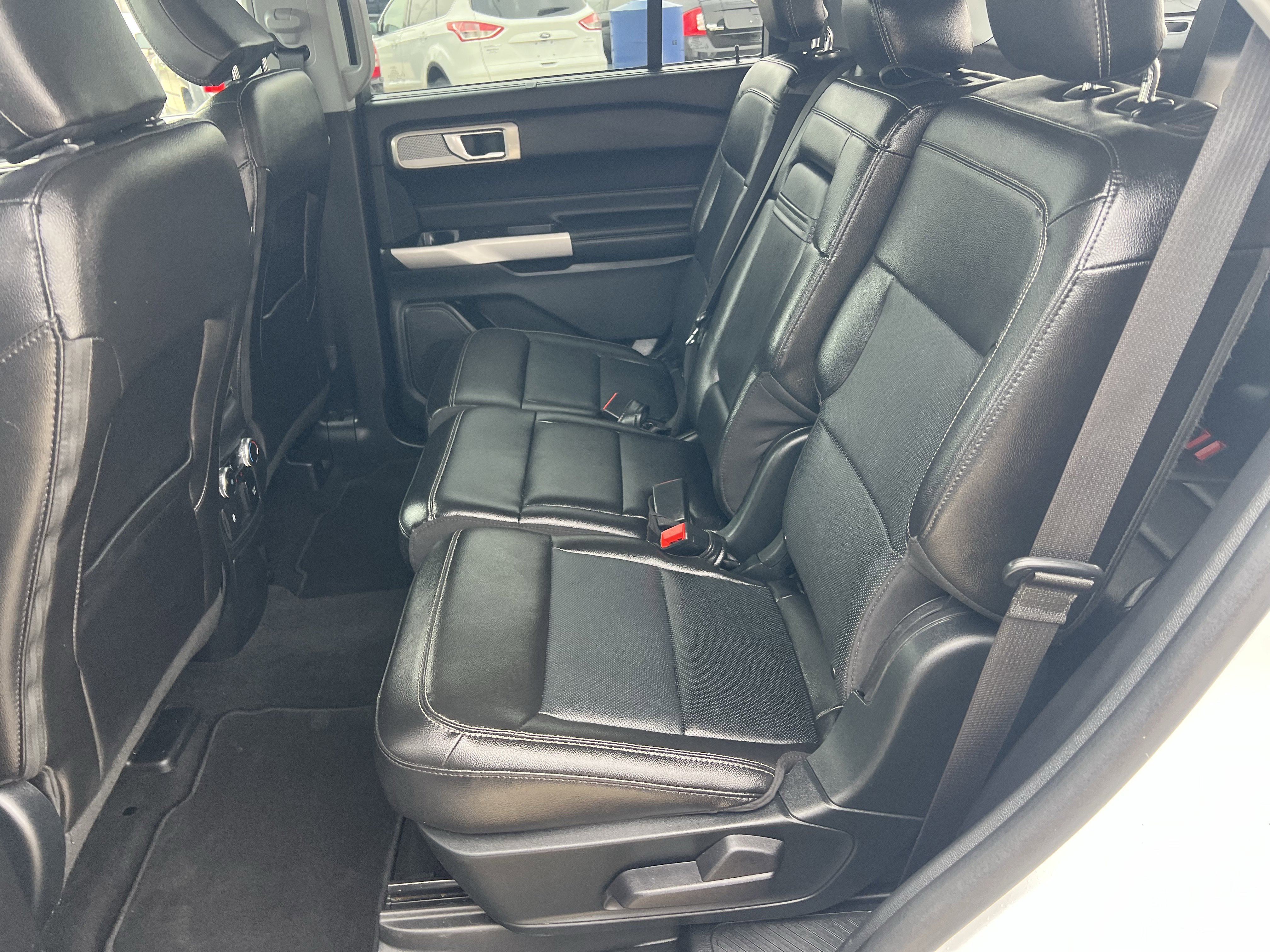 Used 2023 Ford Explorer Limited w/ Hybrid Equipment Group 310A image 14