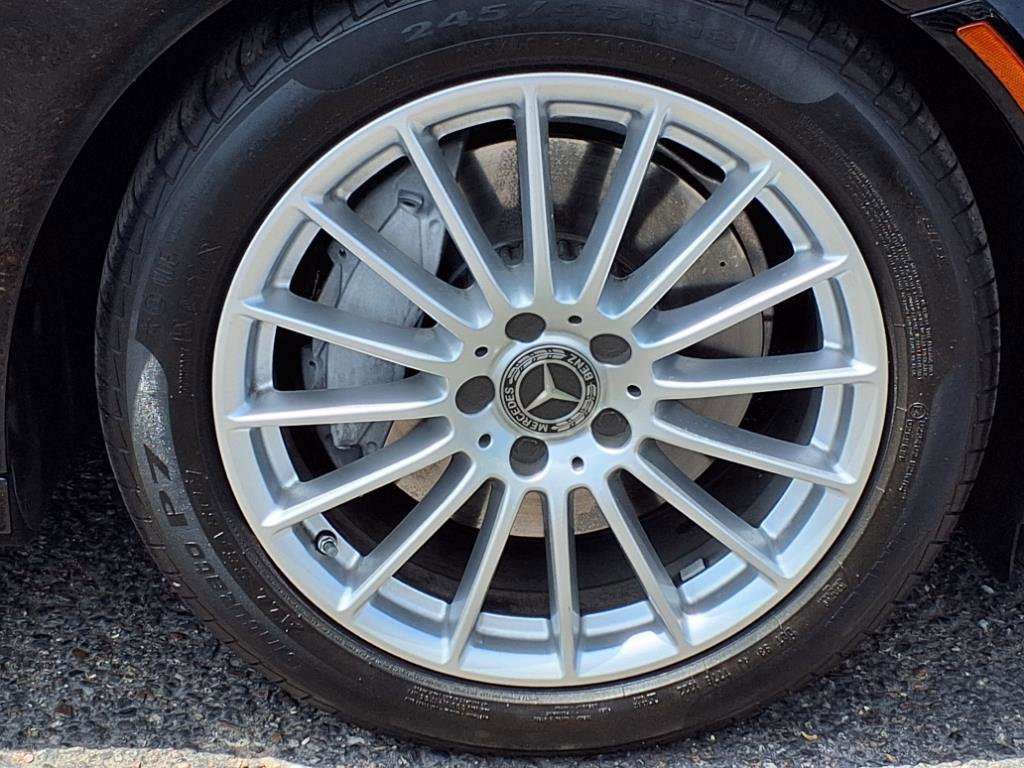 Used 2021 Mercedes-Benz E 350 Sedan image 9