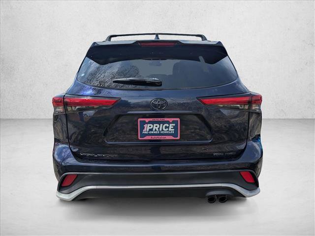 Used 2021 Toyota Highlander XSE AWD/4WD image 7