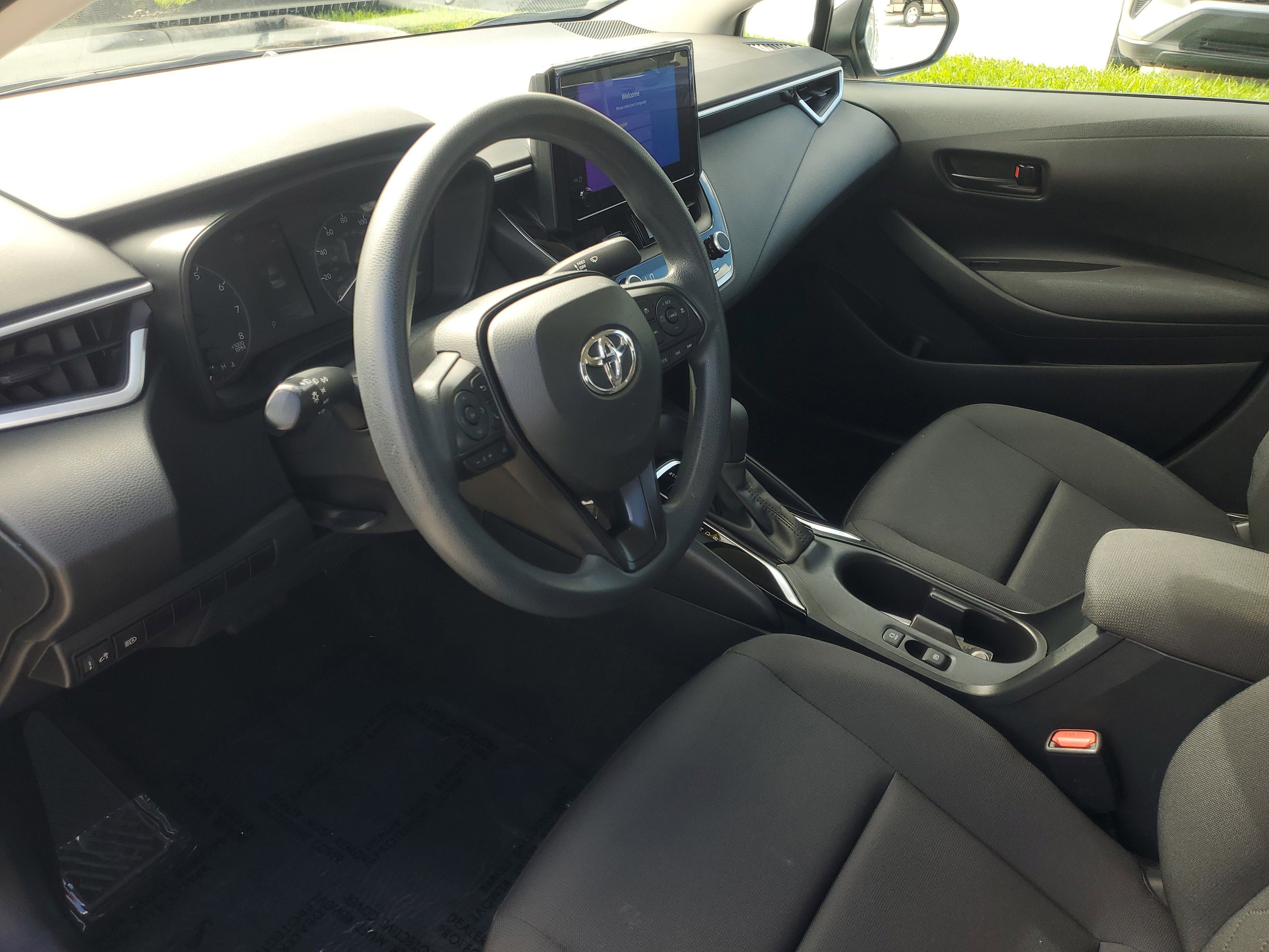 Used 2023 Toyota Corolla LE image 15