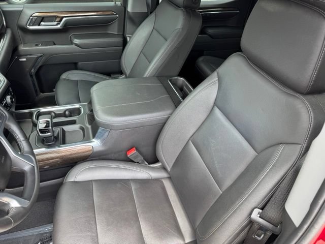 Used 2024 Chevrolet Silverado 1500 LT Trail Boss w/ Convenience Package II AWD/4WD image 6