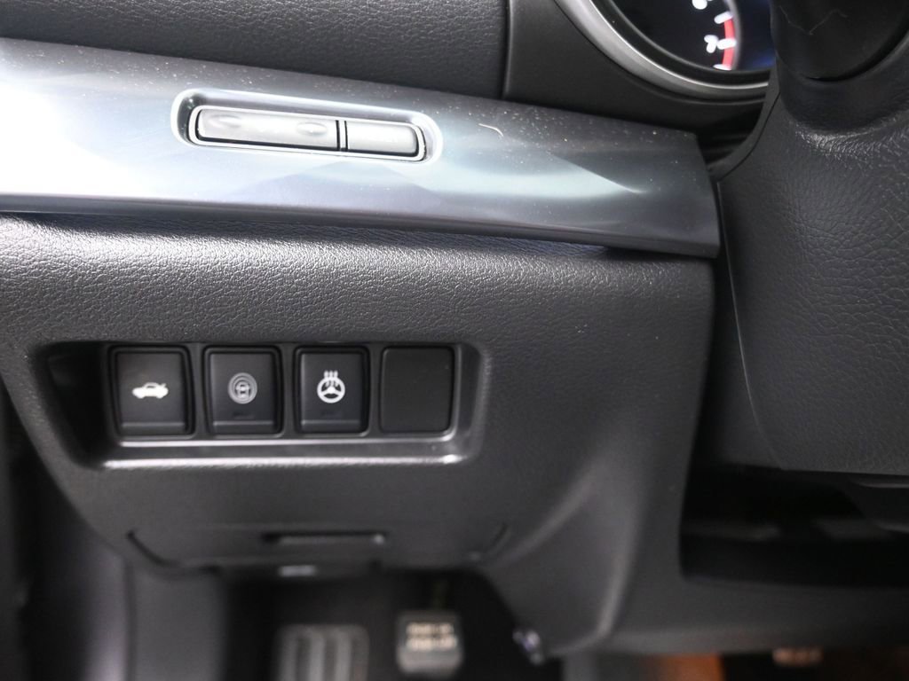 Used 2021 Nissan Maxima SR w/ Sport Mat Group image 24