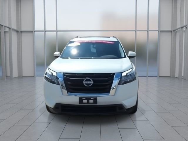 Certified 2024 Nissan Pathfinder SV w/ SV Premium Package image 3