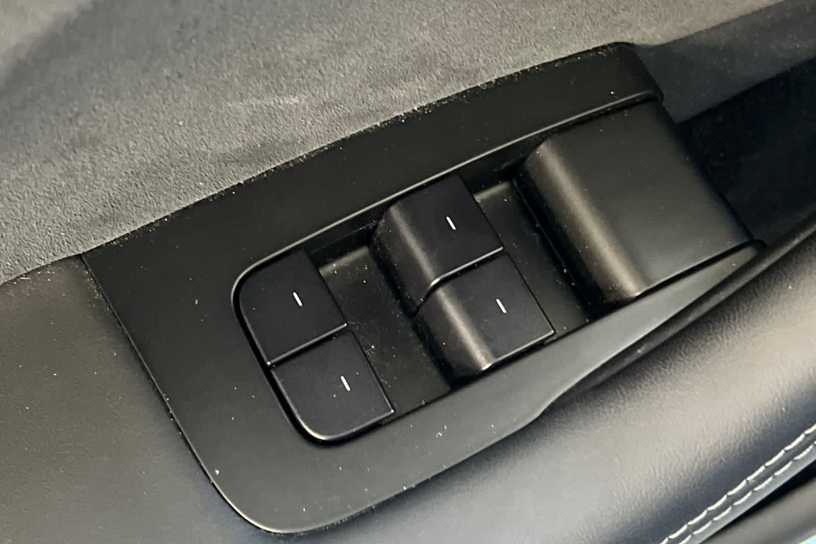 Used 2024 Tesla Model 3 Performance AWD/4WD image 14