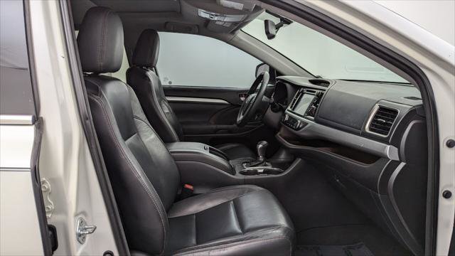 Used 2015 Toyota Highlander XLE image 21